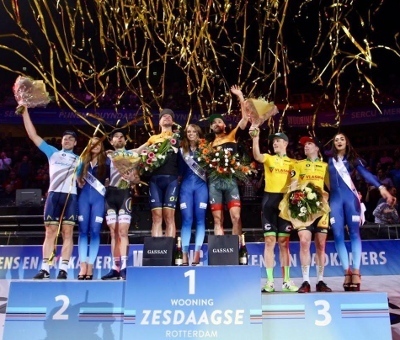 Roger Kluge und Christian Grasmann (Mitte) gewannen das Rotterdamer Sechstagerennen 2016 vor Lasse Norman Hansen/Jesper Mørkøv (li.) und Wim Stroetinga/Dylan van Baarle. Foto: Veranstalter/Zesdaagse Rotterdam