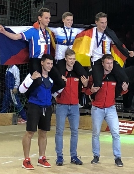 Tim Weber (Mitte) gewann vor Simon Köcher (re.) und Janicik Radek. Foto: privat