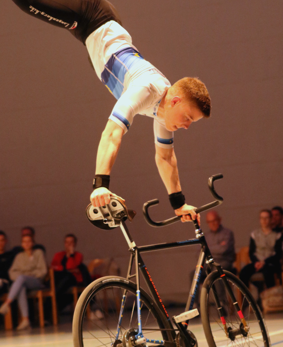 Europameister Tim Weber fuhr Weltrekord im 1er Kunstfahren der Junioren. Foto: Wilfried Schwarz