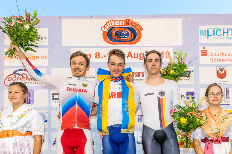 Max Beyer (re.) belegte hinter Ethan Hayter (Mitte) und Vladimir Ilchenko im Scratch den dritten Platz. Foto: Frank Hammerschmidt/Cottbuser Nächte