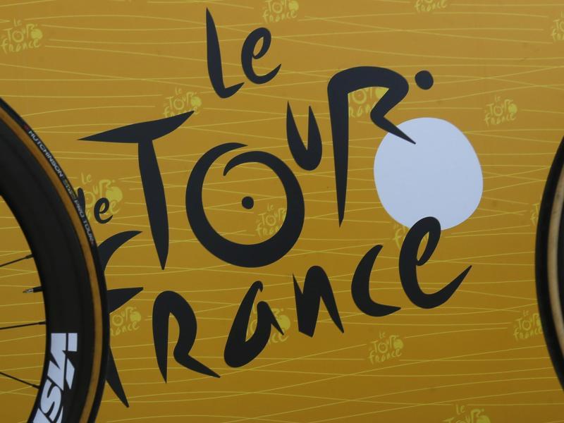 Die Tour de France startet am 29. August. Foto: Peter Dejong/AP/dpa         