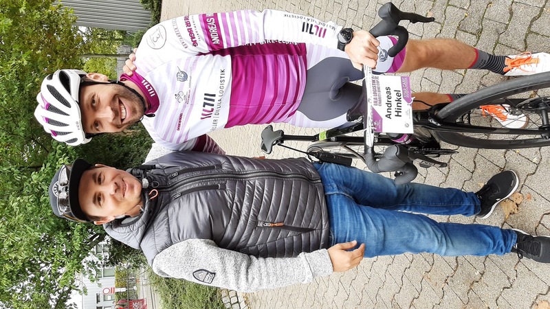 Veranstalter Patrick Betz (li.) und Ex-Fußballer Andreas Hinkel freuen sich auf den Charity Bike-Cup. Foto: Veranstalter