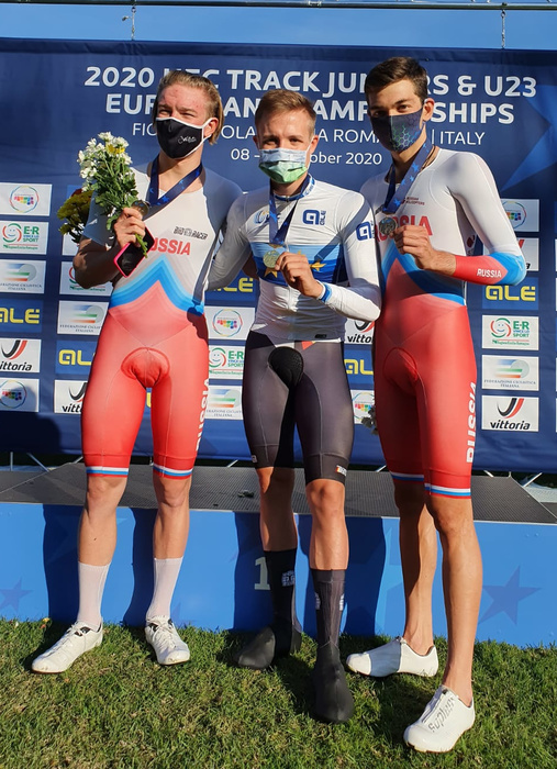 Felix Groß (Mitte) siegte in der Einerverfolgung vor Ivan Smirnov (li.) und Lev Gonov. Foto: privat