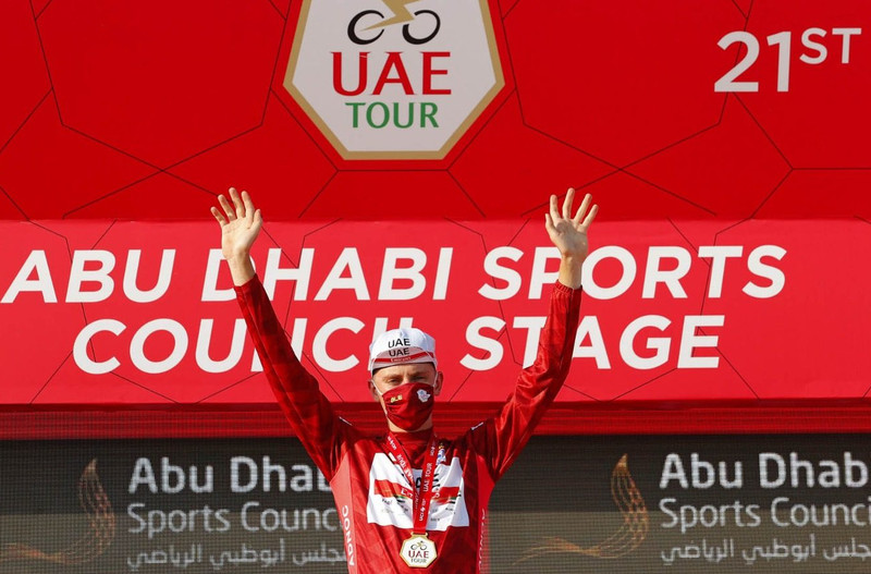 Tadej Pogacar ist neuer Führender der UAE-Tour. Foto: Bettiniphoto/UAE-Team Emirates