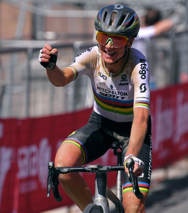 Annemiek van Vleuten gewann Strade Bianche 2020, bekam aber deutlich weniger Preisgeld als der Sieger der Männer. Foto: Archiv/Eurosport