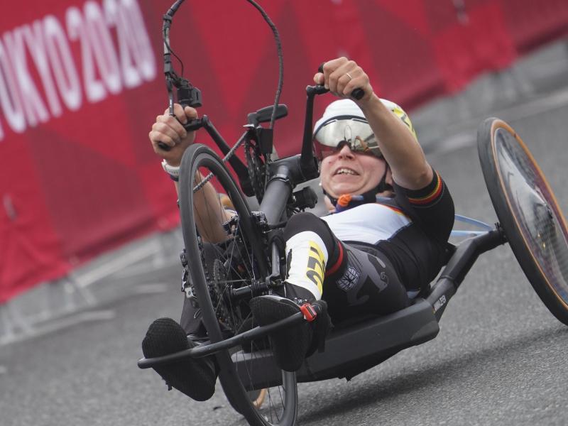            Holte in Tokio auch eine Medaille im Straßenrennen: Annika Zeyen. Foto: Marcus Brandt/dpa         