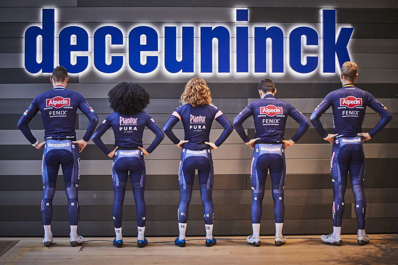 Alpecin-Fenix erhält 2022 mit Deceuninck einen neuen Co-Sponsor. Foto: Team Alpecin-Fenix