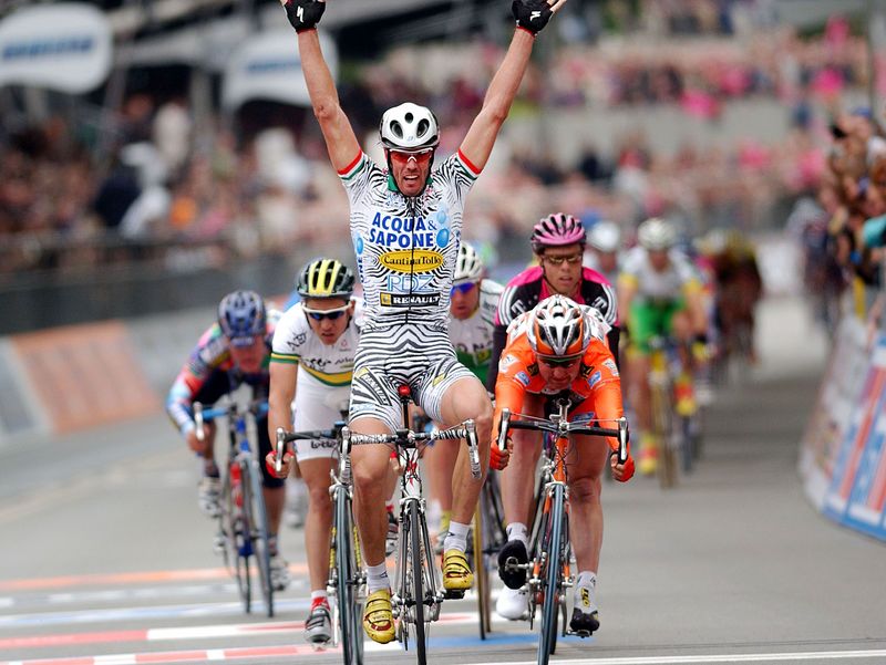 Mario Cipollini gewann die Giro d'Italia-Etappe in Münster 2002. Foto: Hennes Roth