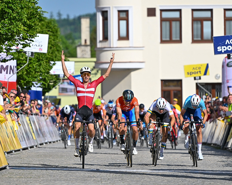 Sebastian Kolze Changizi gewann die erste Etappe der U23-Friedensfahrt. Foto: Závod Míru