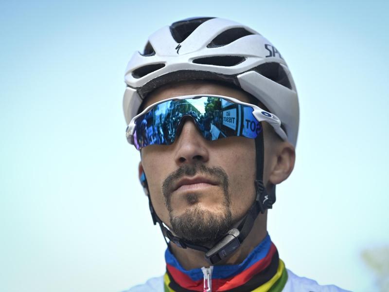            Julian Alaphilippe wurde nicht für die Tour de France nominiert. Foto: Eric Lalmand/BELGA/dpa/Archivbild         