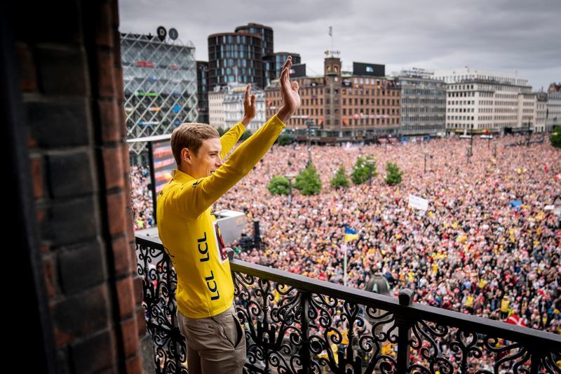 Jonas Vingegaard konnte sich in Dänemark feiern lassen. Foto: Thomas Sjoerup/Ritzau Scanpix Foto/AP/dpa