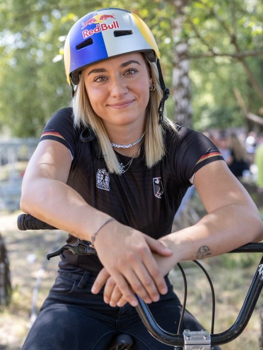 Lara Lessmann startet in Glasgow im BMX Freestyle Park. Foto: BDR