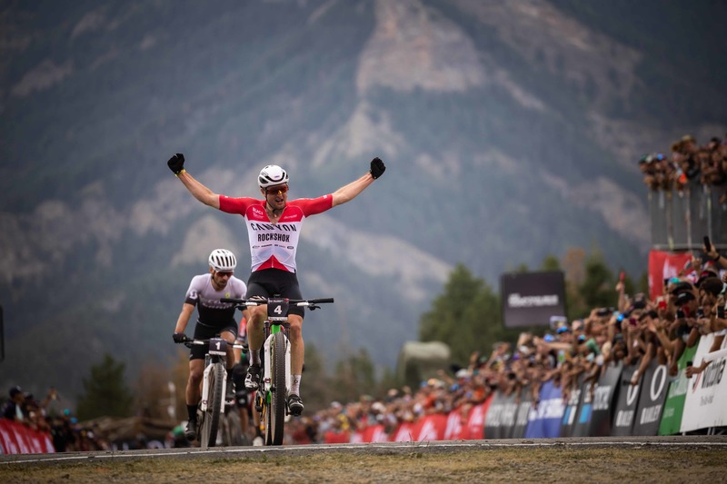 Luca Schwarzbauer holte in Andorra einen weiteren Weltcupsieg im Short Track. Foto: UCI Mountainbike World Series