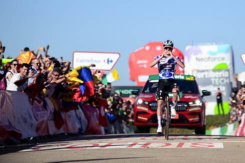 Remco Evenepoel feierte einen weiteren Vuelta-Etappensieg. Foto: Unipublic/Sprintcycling
