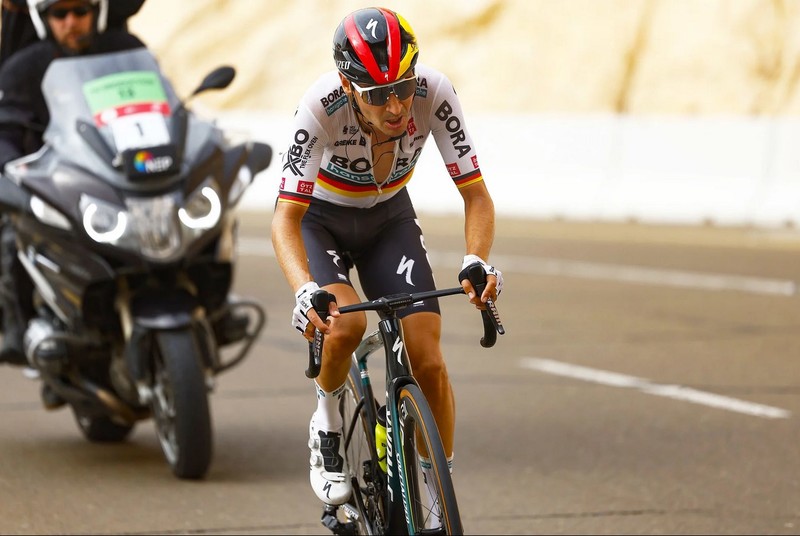 Emanuel Buchmann lag auf der Schlussetappe der UAE-Tour lange an der Spitze des Rennens. Foto: Bora-hansgrohe/Sprintcycling