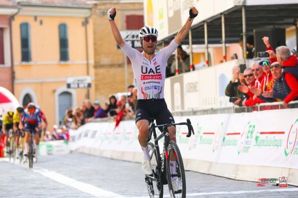 Diego Ulissi gewann die zweite Etappe der Settimana Internazionale Coppi e Bartali. Foto: Sprintcycling/UAE-Team Emirates