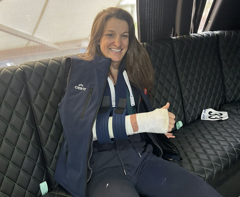 Elizabeth Deignan brach sich den rechten Arm. Foto: Lidl-Trek